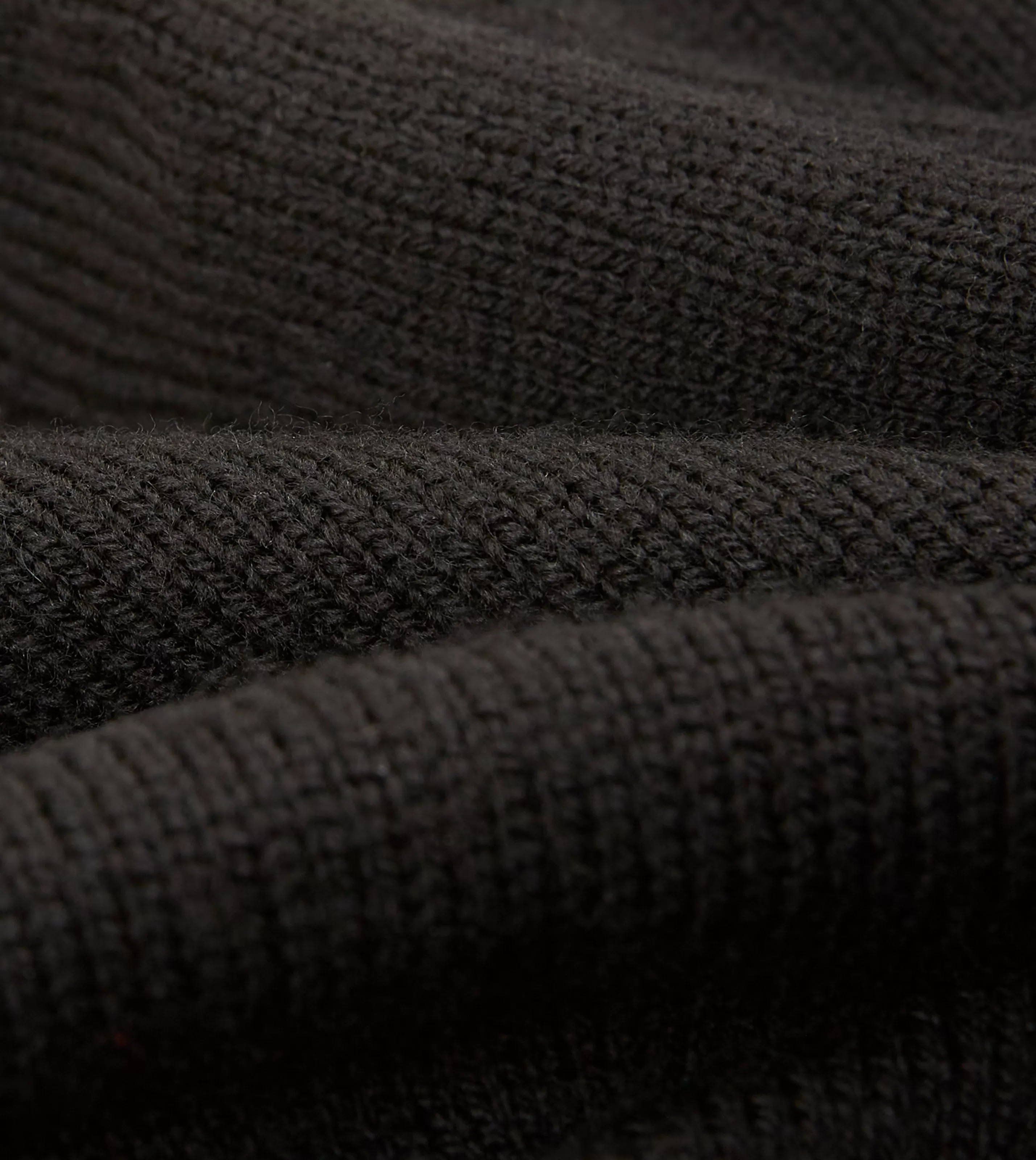 Drake’s Knitwear | Merino Crew Neck Jumper Black