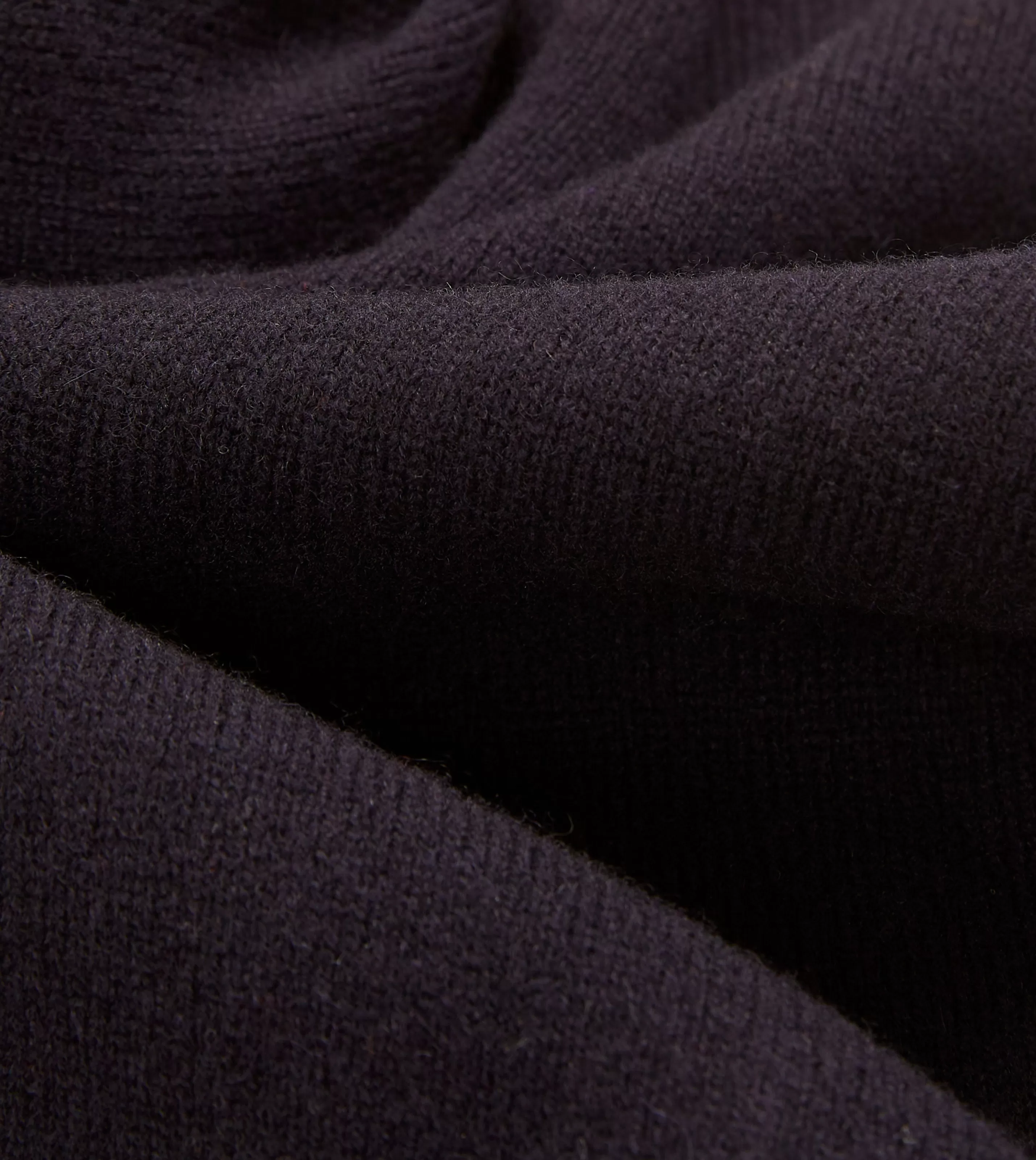 Drake’s Knitwear | Knitwear | Lambswool Sleeveless Cardigan Navy