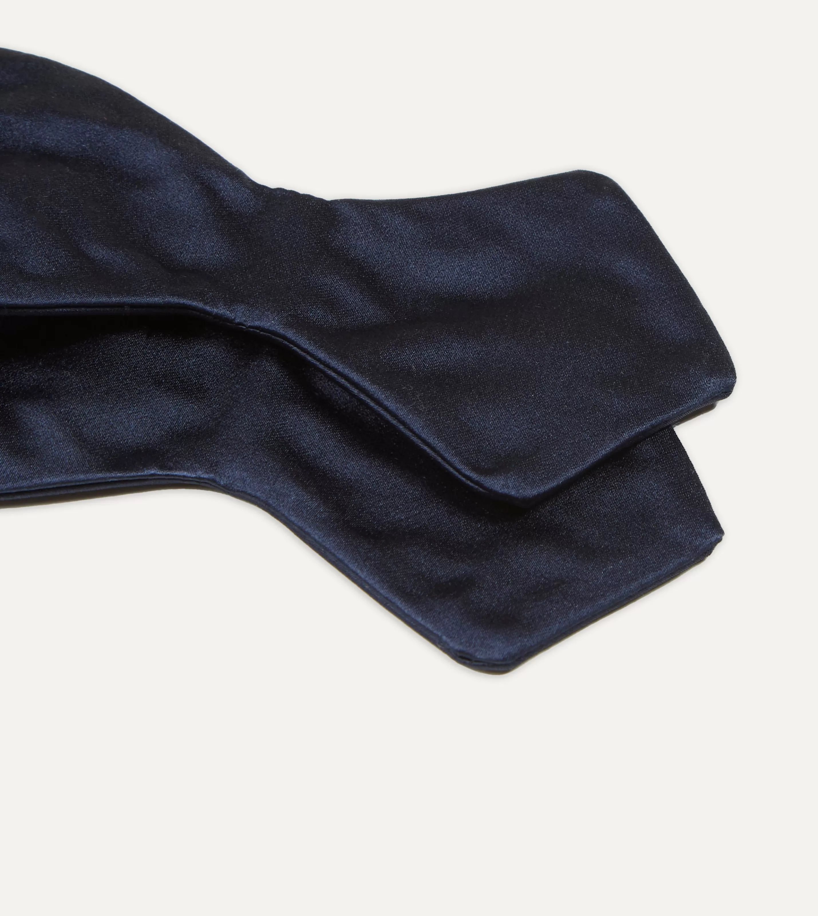 Drake’s Bow Ties | Navy Self-Tie Satin Batwing Bow Tie