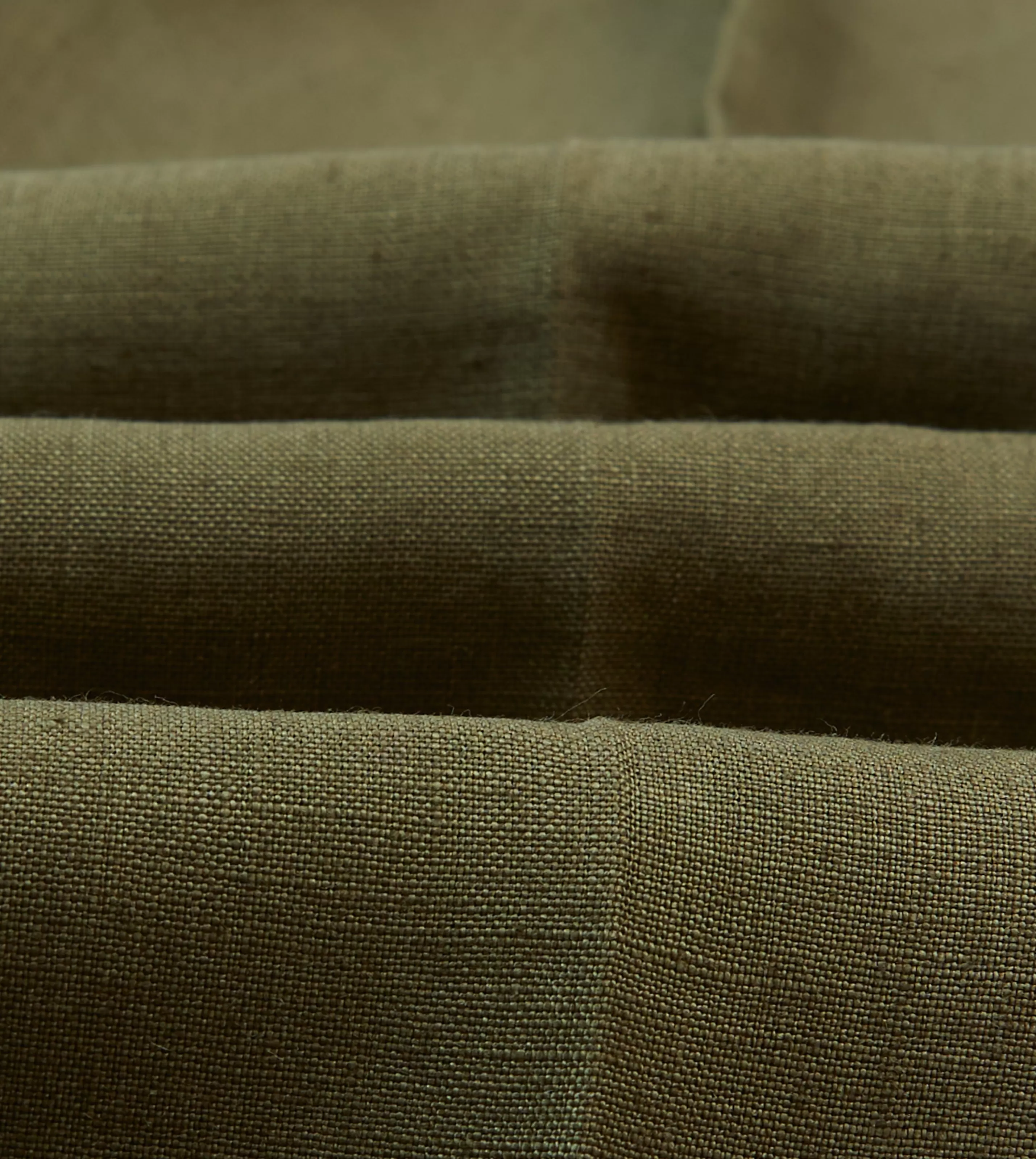 Drake’s Trousers | Irish Linen Single Pleat Trouser Olive