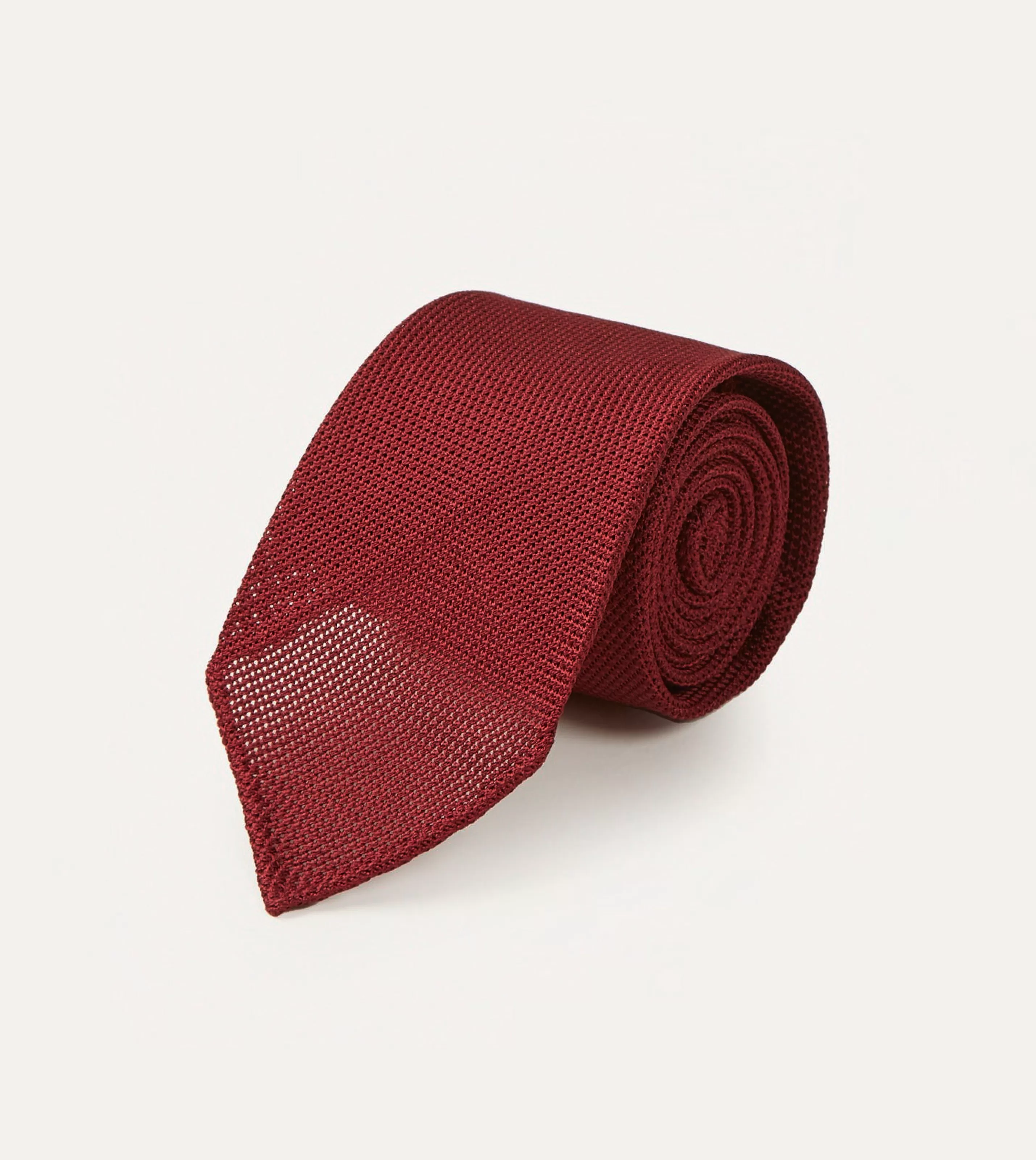 Drake’s Plain Ties | Red Fine Woven Grenadine Silk Hand Rolled Tie